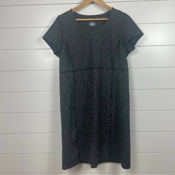 Duluth Trading Co Dresses & Skirts - Duluth Trading NoGa Classic Active Short Sleeve Dress Black/Gray Striped sz L
